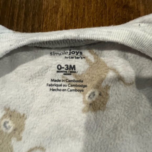 Carter’s Baby 0-3 Months Zip Footie - Picture 4 of 4